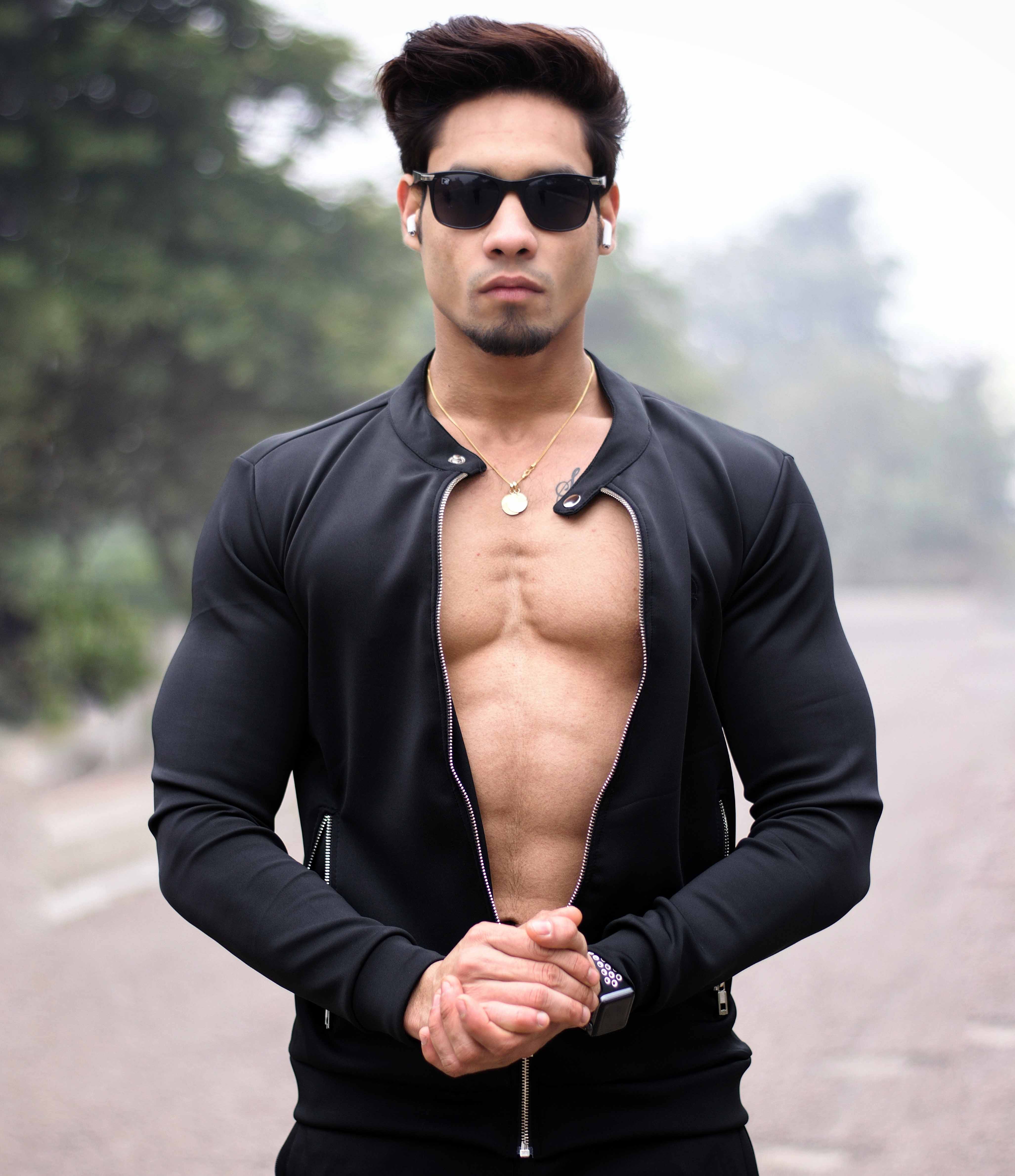 Nikhil Jain (@Nikhil_Jain23) - Devoted Athlete - Devoted Gym & Sports Wear